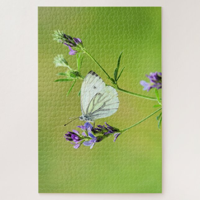 Puzzle Papillon Blanc à Veines Vertes (Vertical)