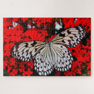 Puzzle Papillon nymphe noir.
