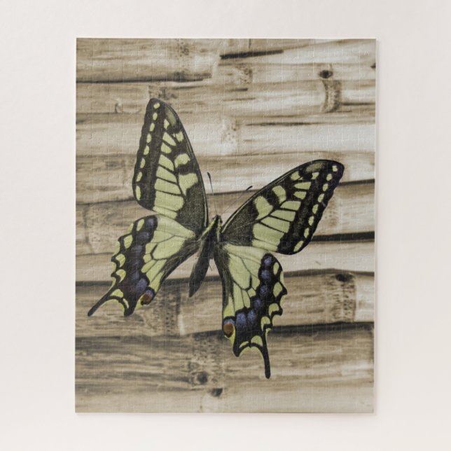 Puzzle Papillon swallowtail sur troncs de bambou Photo (Vertical)