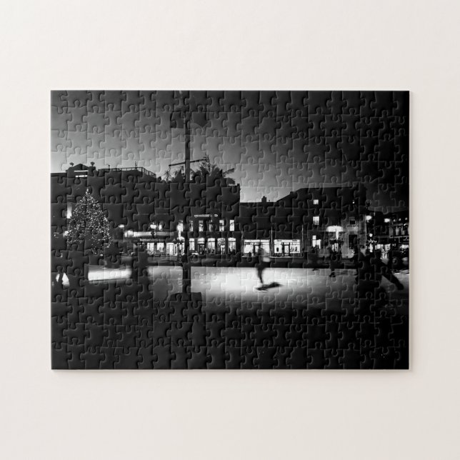 Puzzle - Patinage du soir près de l'arbre de Noël (Horizontal)