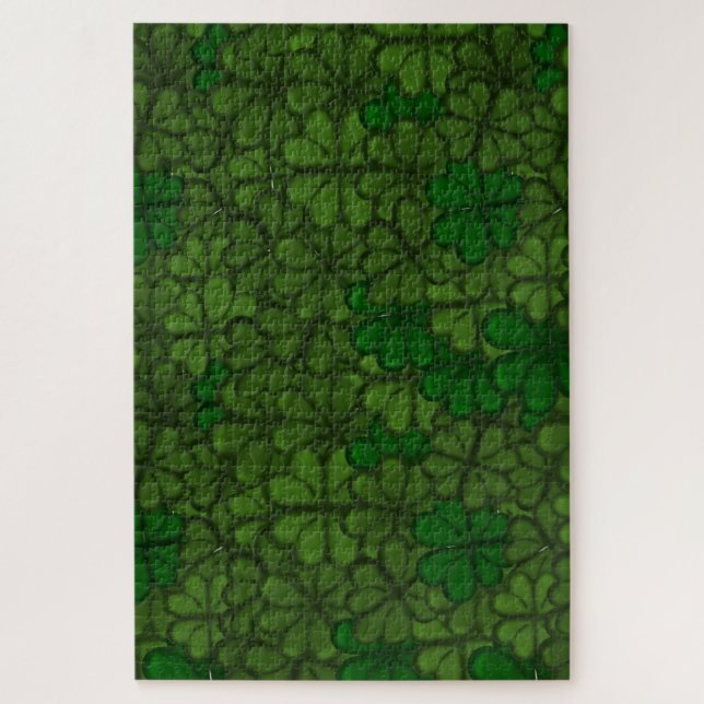 Puzzle Pattern St Patrick (Vertical)