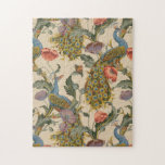 Puzzle Peacock Motif vintage Art coloré<br><div class="desc">L'oeuvre est un motif détaillé qui présente des paons aux plumes de queue richement colorées, aux teintes bleu, vert et or. Autour des paons sont de grandes fleurs vives, dont des fleurs rouges et roses, entrecoupées de feuillage vert. Le design se répète en douceur, créant une tapisserie vibrante et décorative...</div>