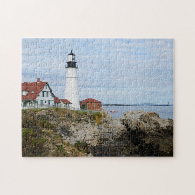 Puzzle Phare de Portland Headlight sur une côte rocheuse (Horizontal)