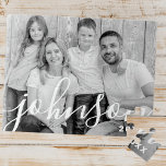 Puzzle Photo de famille de script simple et moderne<br><div class="desc">Le design est composé de typographie de script moderne et ludique. Ajoutez une photo de famille.</div>