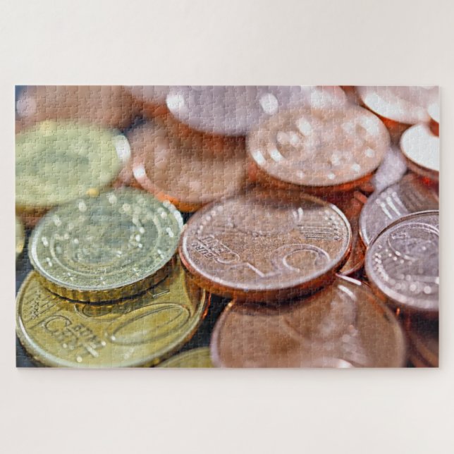 Puzzle pièces en euro sous rayons de soleil (Horizontal)