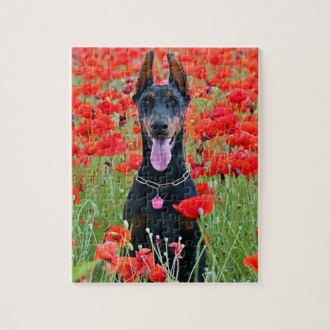 Puzzle Pinscher noir et tan Doberman dans les fleurs roug (Vertical)