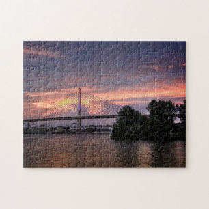 Puzzle Pont Skyway de la ville de Glass au coucher du sol