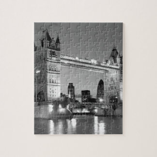 Puzzle Pont Tour de Londres blanc noir
