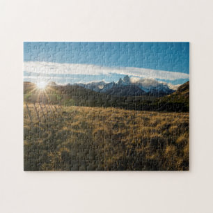 Puzzle Randonneur regardant des montagnes de Fitz Roy,