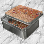 Puzzle Réalisation par Gustav Klimt, Art Nouveau Vintage<br><div class="desc">Fulfillment (alias The Embrace) (1909) de Gustav Klimt est un vintage Symbolisme de l'époque victorienne un bel art, un portrait d'amour et d'amour mettant en scène un jeune couple qui s'embrasse. À propos de l'artiste : Gustav Klimt (1862-1918) était un peintre symboliste autrichien et l'un des membres les plus importants...</div>