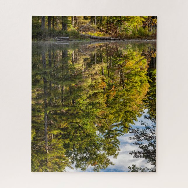Puzzle Reflets dans l'étang Red Eagle | Montagnes Blanche (Vertical)