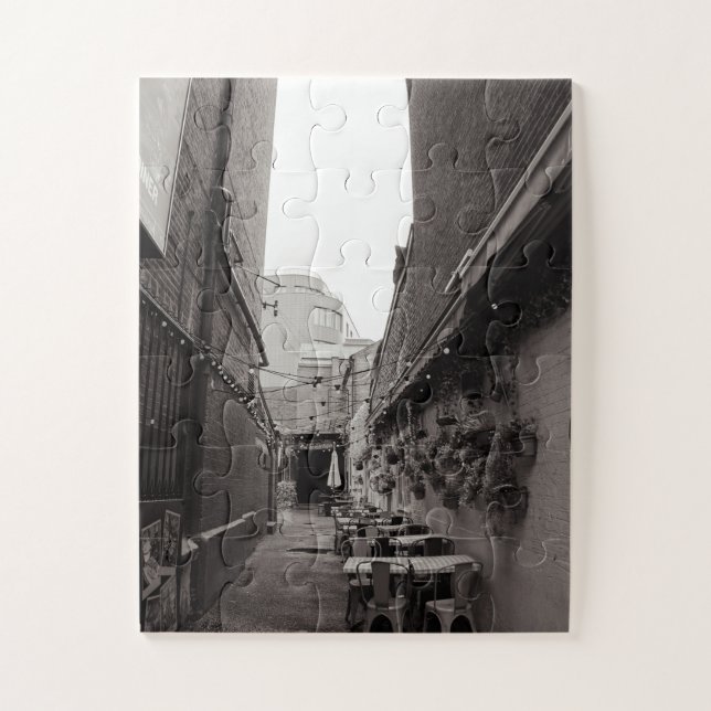 Puzzle Restaurant (Vertical)