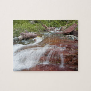 Puzzle Rocher rouge dans Baring Creek dans Glacier Nation