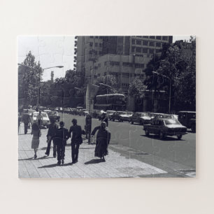 Puzzle Rue et gens de la ville de Téhéran en Iran vintage
