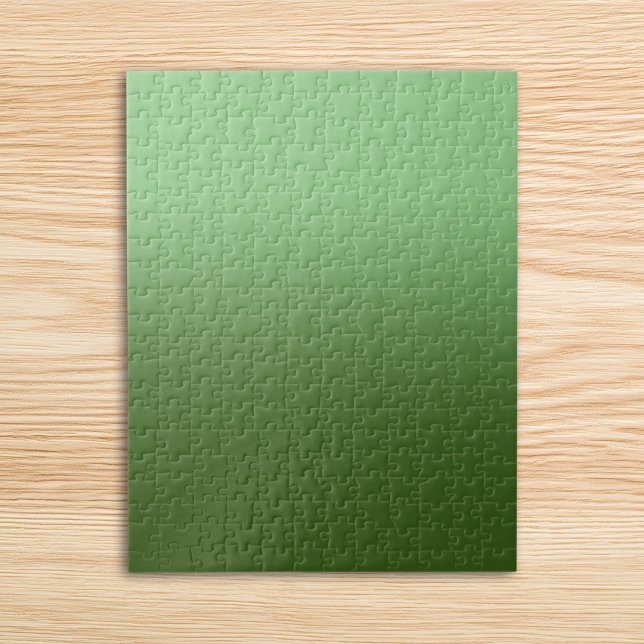 Puzzle Sage et Vert Forêt Monotone Ombre (Sage and Forest Green Monotone Ombre Jigsaw Puzzle)