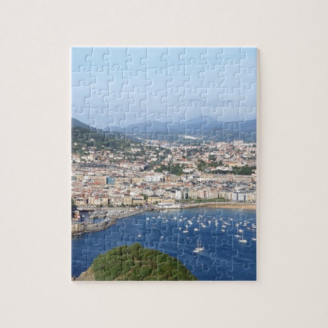Puzzle San Sebastian beautiful scenic coastline (Vertical)