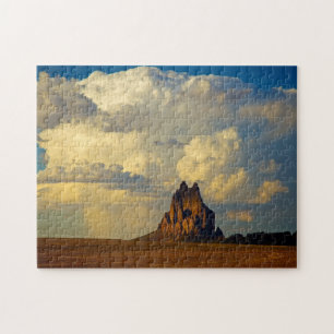 Puzzle Shiprock contre le cumulo-nimbus