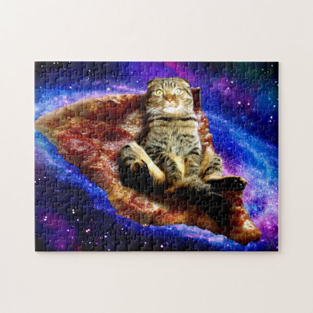 Puzzle Space cat couché sur une pizza (Horizontal)