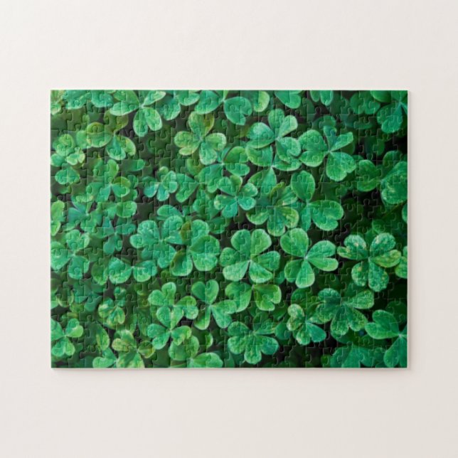 Puzzle St. Patrick's Day Clover patch (Horizontal)