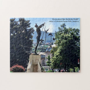 Puzzle Statue dans le Parc de Sarajevo en Bosnie