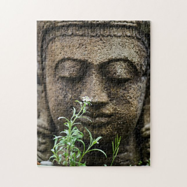 Puzzle Statue de jardin en pierre avec fleur (Vertical)
