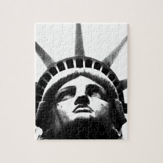 Puzzle Statue noire et blanche de la Liberté