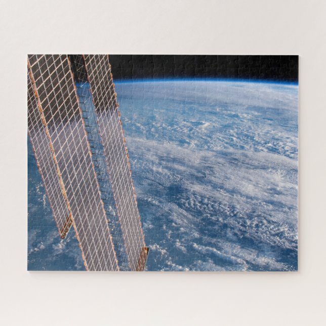 Puzzle Tasman Et Mer De Corail Recouvertes De Nuages. (Horizontal)