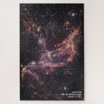 Puzzle Télescope spatial James Webb NGC 346 (image NIRCam<br><div class="desc">NGC 346, illustré ici par cette image du télescope spatial James Webb de la NASA, Caméra proche infrarouge (NIRCam), est un amas d'étoiles dynamique qui se trouve dans une nébuleuse à 200 000 années-lumière. Webb révèle la présence de beaucoup plus de blocs de construction que prévu, non seulement pour les...</div>