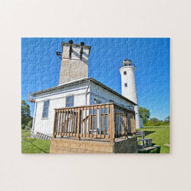 Puzzle Tibbetts Point Lighthouse, New York (Horizontal)