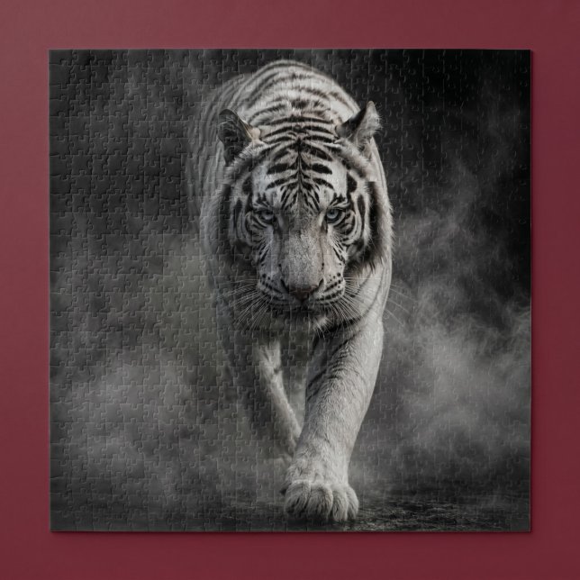 Puzzle Tigre blanc marchant à travers la fumée (Créateur téléchargé)