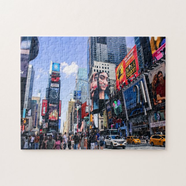 Puzzle Time Square New York. (Horizontal)