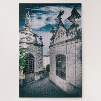 Puzzle Tombes dans un cimetière catholique à Crato, Porta