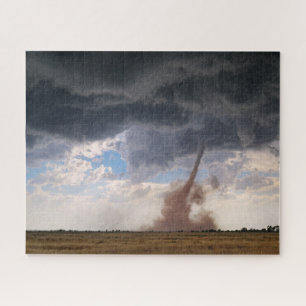 Puzzle Tornade poussiéreuse et nuages menaçants au Nouvea