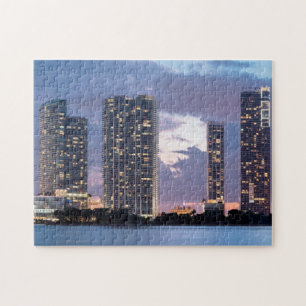 Puzzle Tours de condominium au bord de mer à Miami
