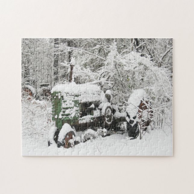 Puzzle Tracteur couvert de neige Parking près de Woods (Horizontal)