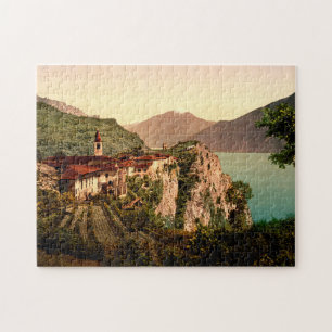 Puzzle Tremosine Lake Garda Italie
