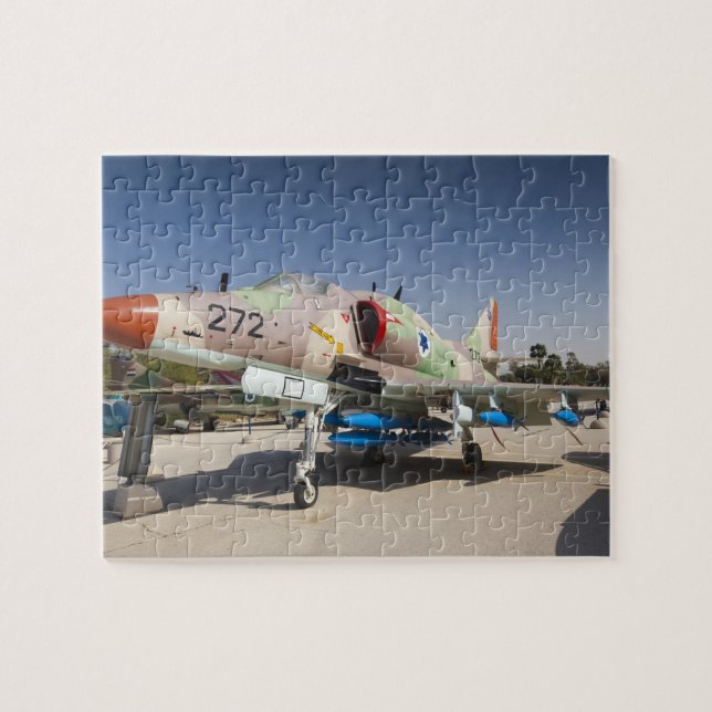 Puzzle Un chasseur Skyhawk de construction américaine A-4 (Horizontal)