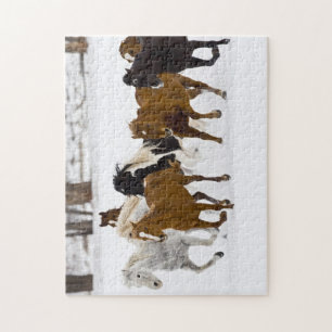 Puzzle Un paysage hivernal de chevaux au galop