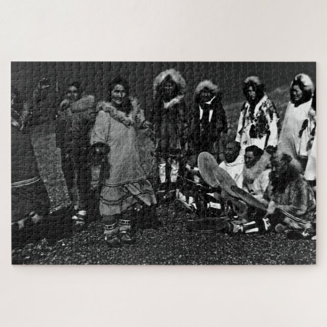 Puzzle Vintage USA Alaska Eskimo dancers (Horizontal)