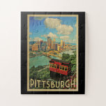 Puzzle Vintage voyage de Pittsburgh en Pennsylvanie<br><div class="desc">Pittsburgh Pennsylvania design dans le style Vintage voyage avec la Duquesne Incline et la ville de Pittsburgh avec pont et rivière en dessous.</div>