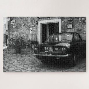 Puzzle Voiture Vintage FIAT en Italie en monochrome
