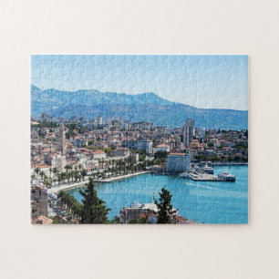 Puzzle Vue aérienne de la ville divisée en front de mer,