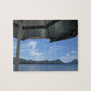 Puzzle Vue de lac sous le parapluie
