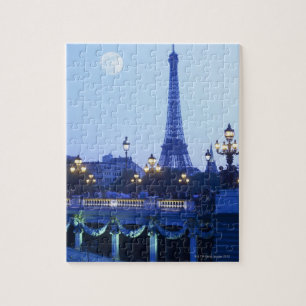 Puzzle Vue nocturne de la Tour Eiffel au lever du jour