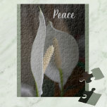 Puzzle White Peace Lily Botanique Floral Photographie<br><div class="desc">Un beau puzzle floral et serein mais spectaculaire photographique puzzle de deux Lys de Paix blancs contre un arrière - plan sombre. Il est élégant avec des lignes sensuelles contre un arrière - plan sombre offrant calme et tranquillité. Photo botanique originale de JLW_PHOTOGRAPHY.</div>