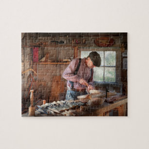 Puzzle Woodworker - Carving - Carving a duck