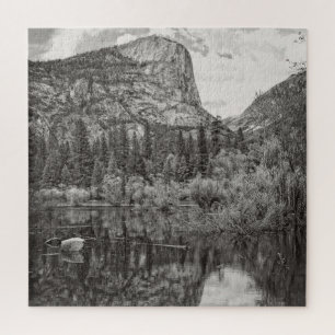Puzzle Yosemite North Dome - Mirror Lake - 20x20 - 676 pc