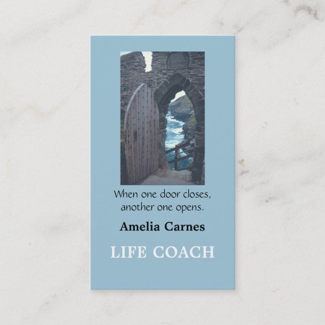 "QUAND UNE PORTE S'OUVRE. . . . " CARTE DE VISITE (Devant)