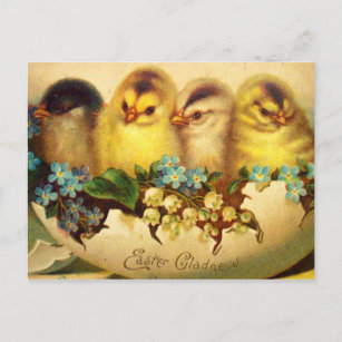 Quatre poules dans une carte postale de Pâques d'O