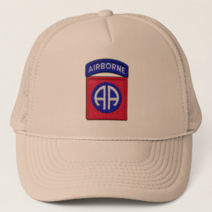 quatre-vingt-deuxième casquette aéroporté de